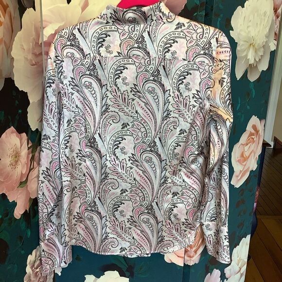 Audrey Talbott Silk Paisley Blouse 👚🦋👛🌸 - Picture 6 of 6